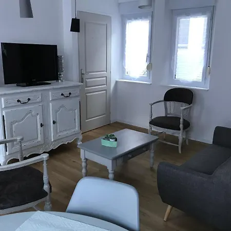 Le Saint Pierre Apartment Roye  Exterior photo